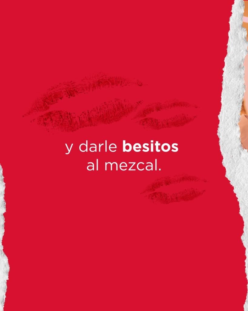 Marcas de beso en fondo rojo
